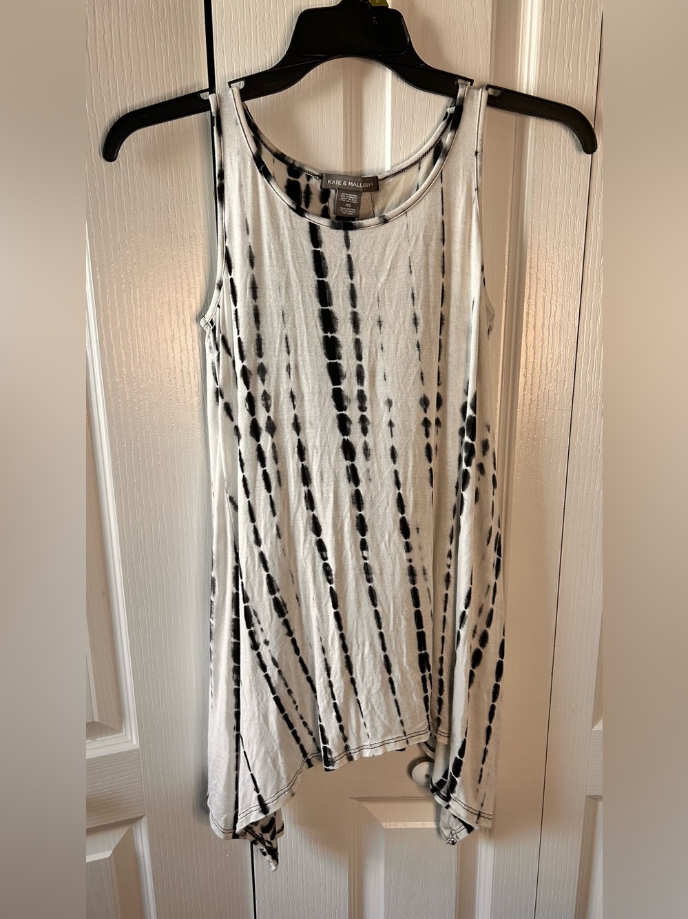 Kate & Mallory Women’s XS Black & White Tie-Dye Tunic Tank Top USA Stretch‎